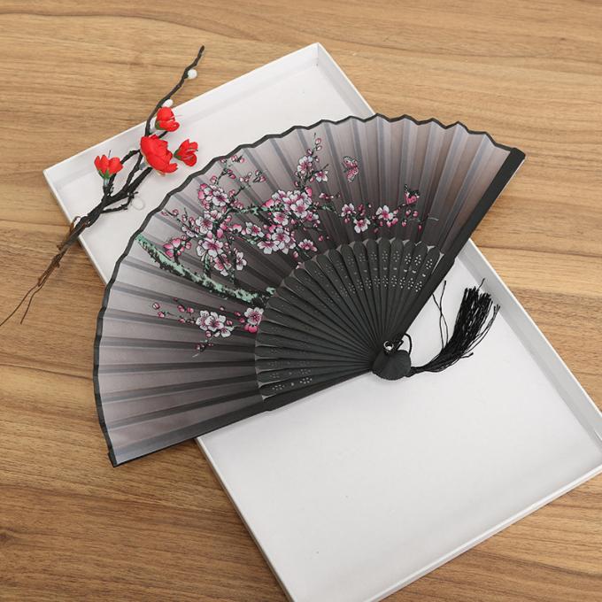 The Art of Breeze: Discover Our Eco-Friendly Traditional Chinese Bamboo Folding Fan For Decoration 5