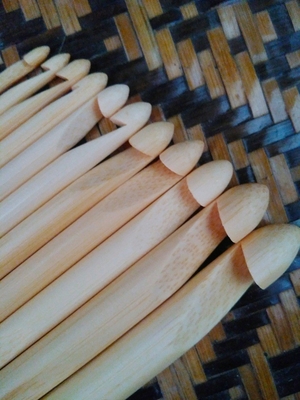 ของขวัญทอมือ เข็มถักแบบวงกลมไม้ไผ่ เข็มถักถ่านไม้ไผ่แบบถ่าน